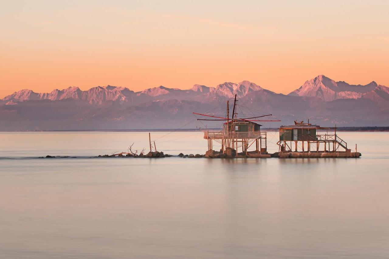 Villetta Stile Liberty A Marina Di Pisa Exterior foto